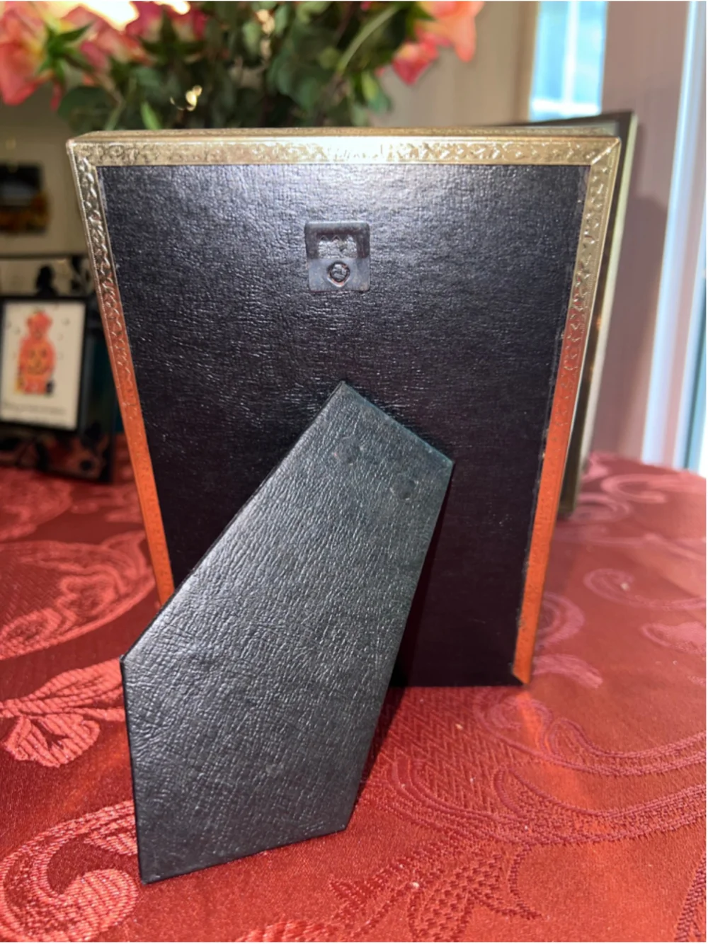 Unbranded vtg brass